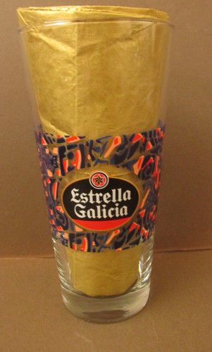 Estrella galicia pint - galicia,