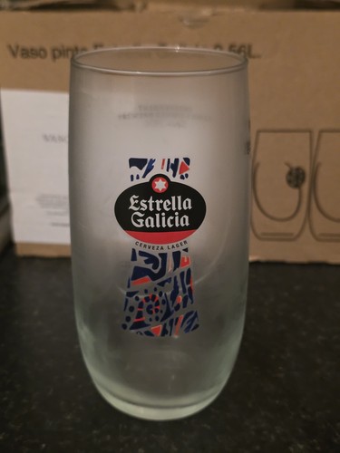 Estrella galacia pint glass - galacia,